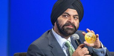 another-day-another-tirade-mastercard-ceo-calls-cryptocurrencies-junk-881x402