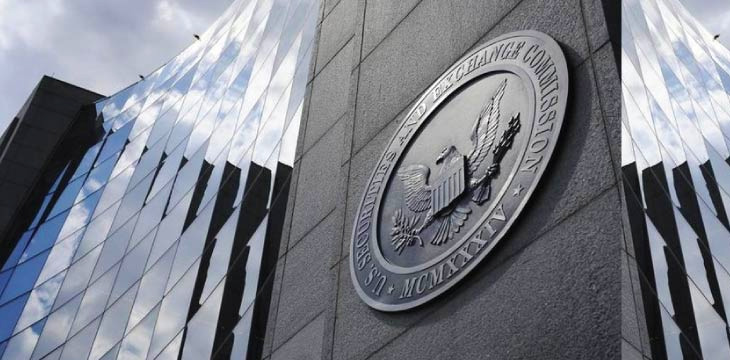 SEC suspends securities trading in American retail group