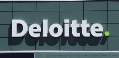 deloitte-lets-luxembourg-staff-buy-lunch-in-crypto