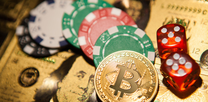 bitcoin poker review