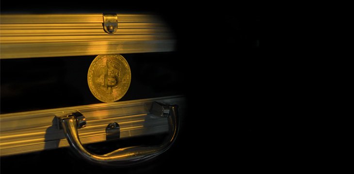 Bitcoin vs. Gold: Which functions better as money?