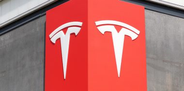 tesla-completes-blockchain-pilot-with-chinese-shipping-giant