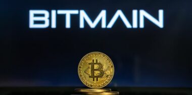 bitmain-harvests-the-largest-antminer-s19-mining-machine-order