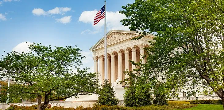 Federal banks can challenge patents: US Supreme Court