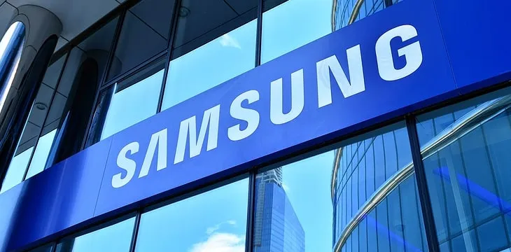 Samsung considering $10 billion chip manufacturing plant in Texas