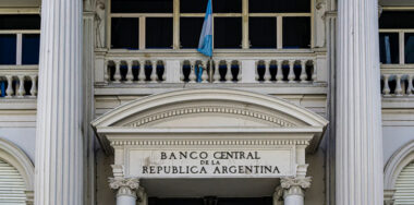 Argentina central bank bars banks from offering digital currency services
