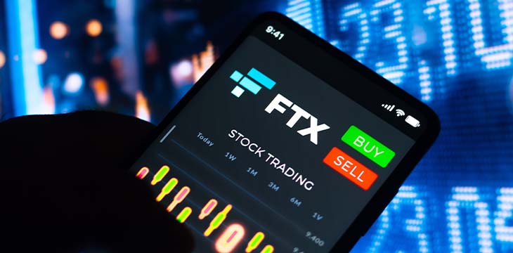 June 20, 2022, Brazil. In this photo illustration, the stock trading graph of FTX Token (FTT) seen on a smartphone screen