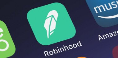 Close-up shot of Robinhood Markets, Inc.'s popular app Robinhood - Investing, No Fees