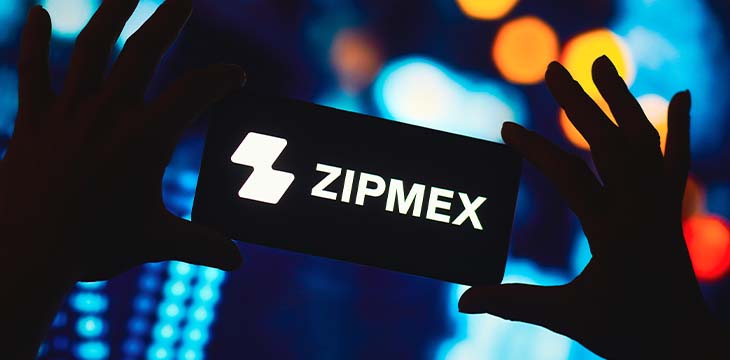 September 19, 2022, Brazil. In this photo illustration the Zipmex Pte. Ltd. logo seen displayed on a smartphone — Stock Editorial Photography