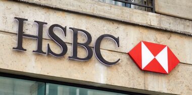 UK banks HSBC and Nationwide limits digital currency purchases with credit cards: report