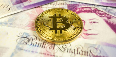 Gold bitcoin on british pound sterling bills