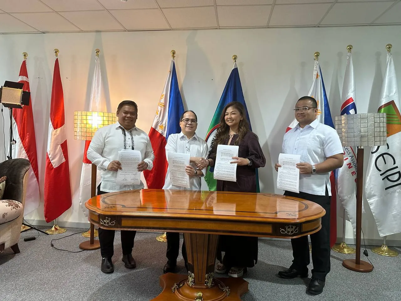 photo op for the appointment of Digital Pilipinas as promotions partner of PEZA