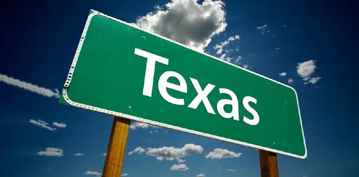 Texas lawmakers push for gold-backed state digital currency