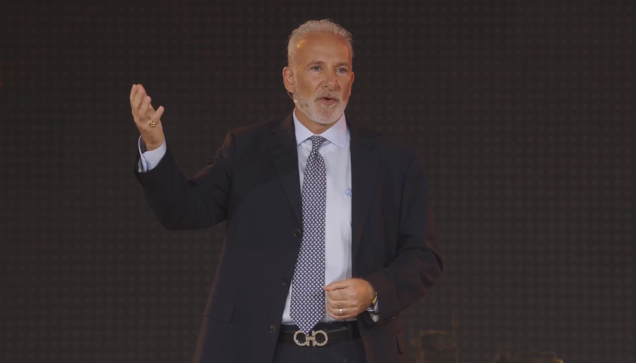 Peter Schiff on stage 