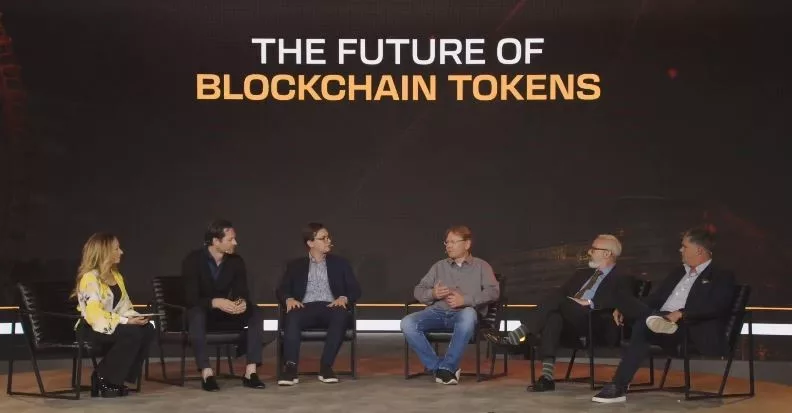 Becky Liggero with Sean Griffin, John Pitts, Holgel Vogel, Christopher Messina, and Jackson Laskey at the London Blockchain Conference 2023