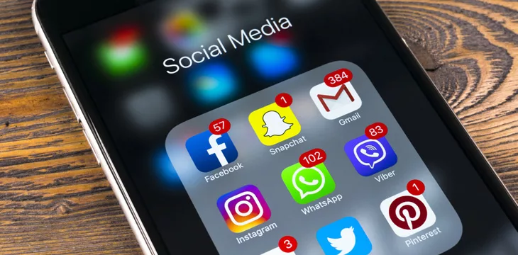 Social Media apps on mobile phone