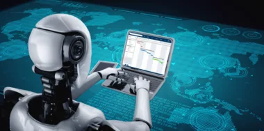 Robot humanoid using laptop