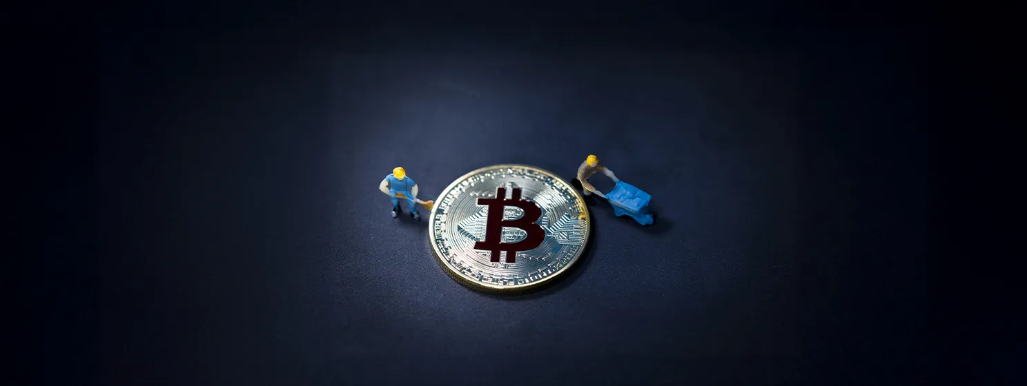 A little miner is digging for Bitcoin