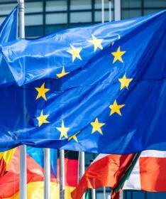 EU clarifies legality of shared order books