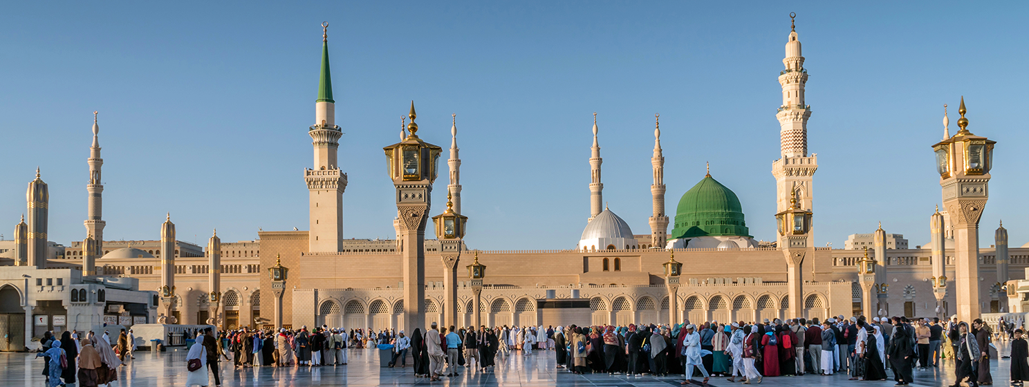 Medina, Kingdom of Saudi Arabia, mosque, wide shot