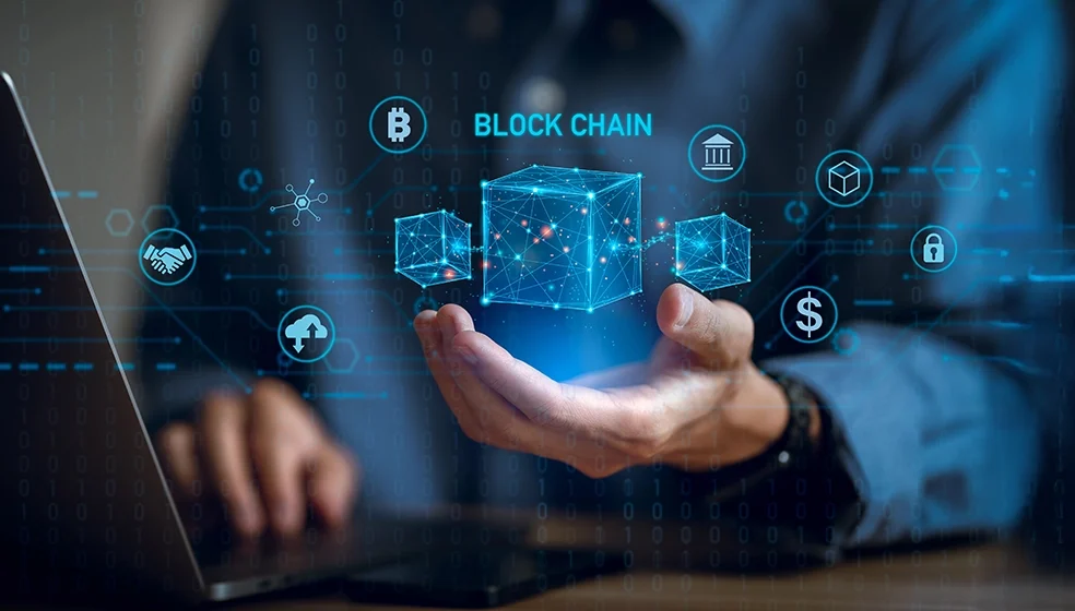 React Onchain: Distributed apps at minimal cost