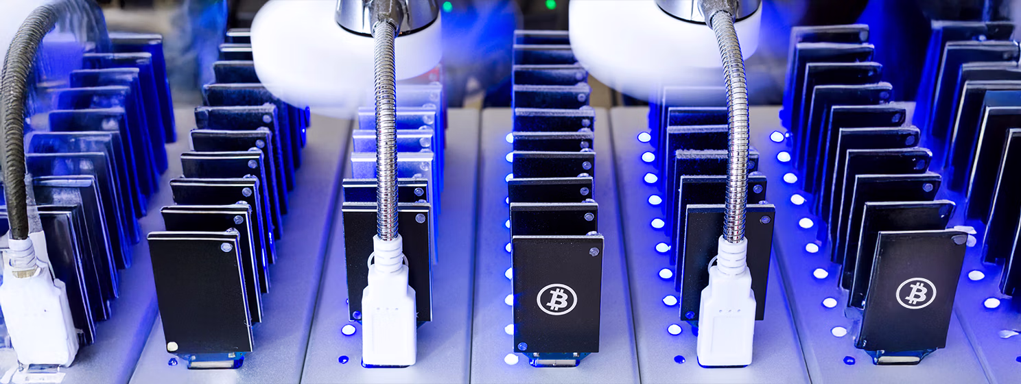 BTC miners see little light ahead at the end of 2025’s tunnel